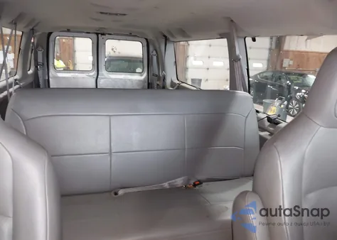 2003 Ford E-350 Super Duty Xl/Xlt из США, поврежденный, VIN 1FBSS31L33HB26182